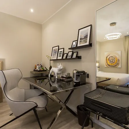 Clementi Portrait Vendégház 4*