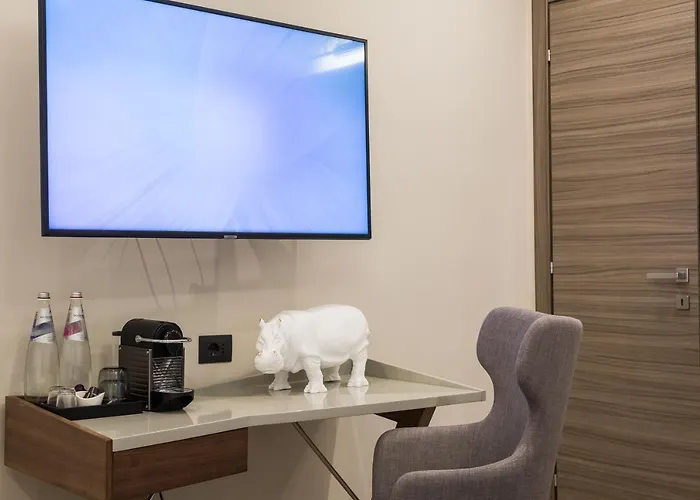 Clementi Portrait 4*