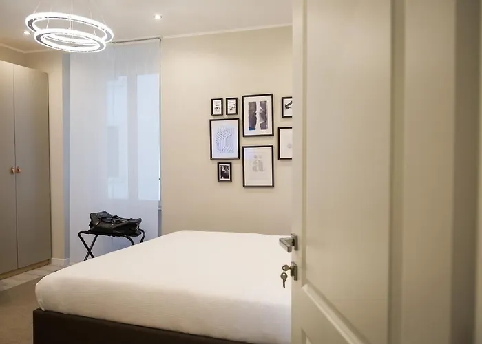 Clementi Portrait 招待所 罗马