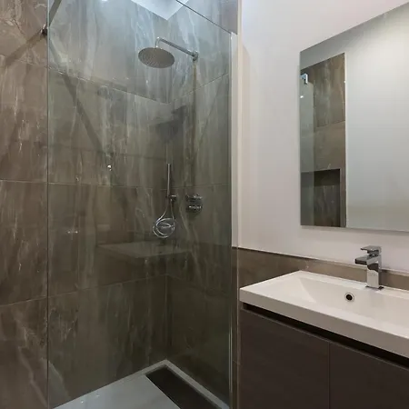 Clementi Portrait Casa de hóspedes 4*